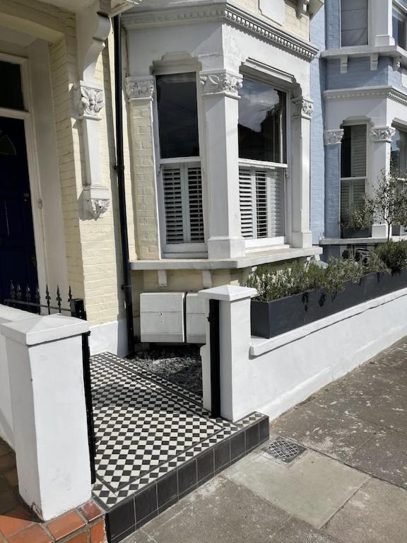 Beautiful Ground Floor Garden Flat Apartment London Ngoại thất bức ảnh